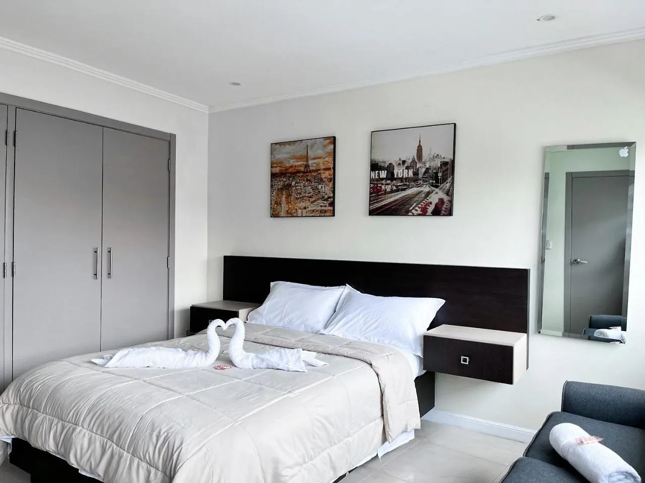 瓜亚基尔Departamento Con Piscina, Jacuzzi Y Gym公寓 厄瓜多尔